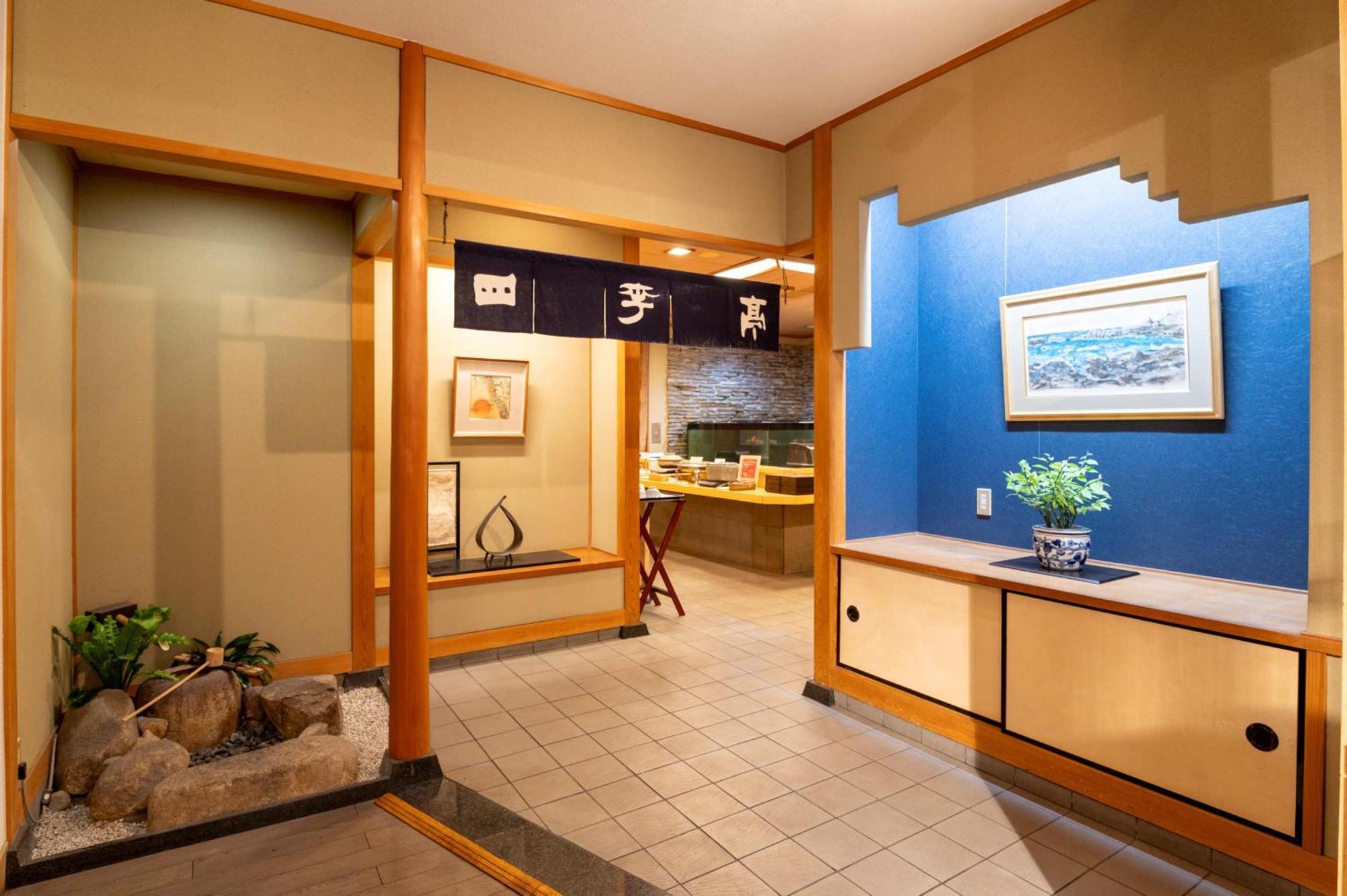 Onomichi Kokusai Hotel Exteriör bild